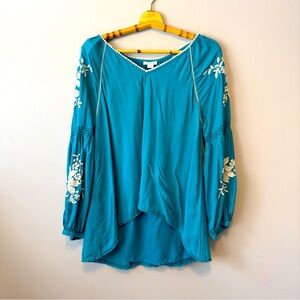 Sundance Catalog Blue and White Balloon Sleeve Blouse